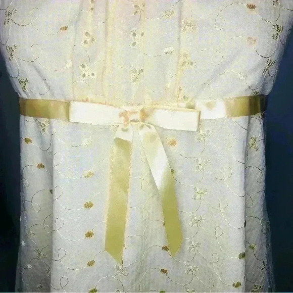 Ashley Ann Embroidered Eyelet Yellow Sundress Lined Tulle Hem Girls Size 14 1/2 - Picture 6 of 16